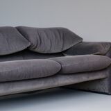 3-seater model Maralunga sofa by Vico Magistretti, Cassina