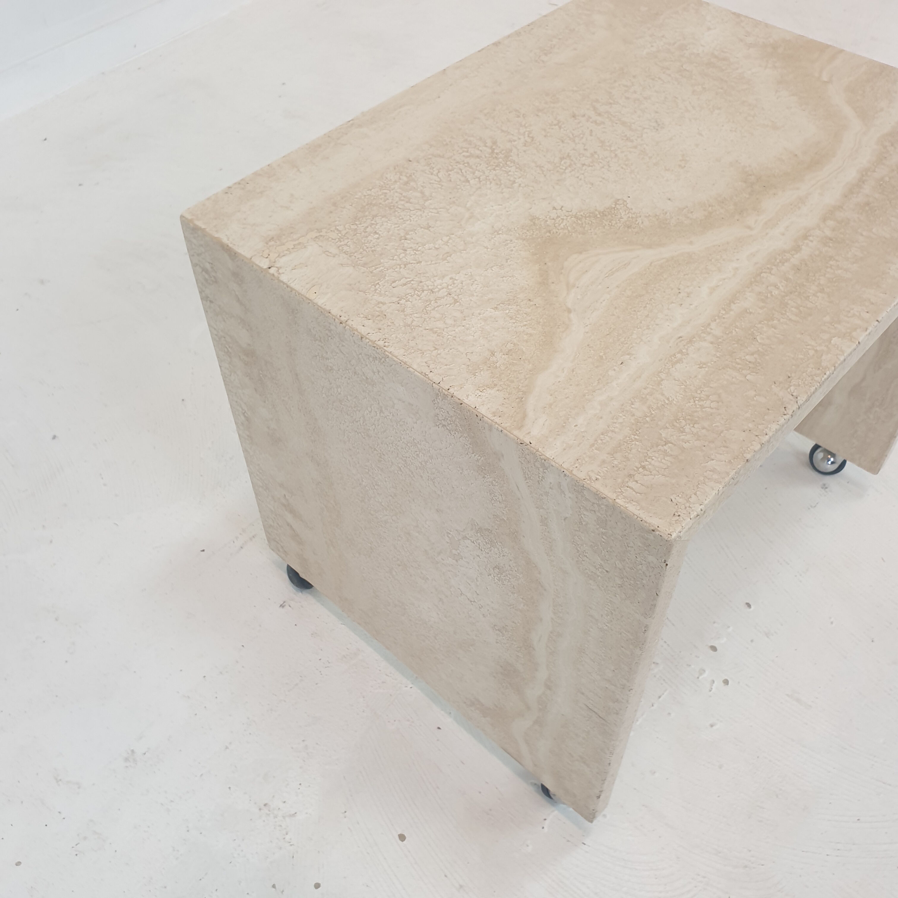 Set of 3 Italian Travertine Nesting Tables, 1980s