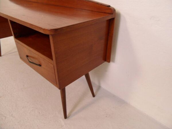 Bureau, coiffeuse vintage