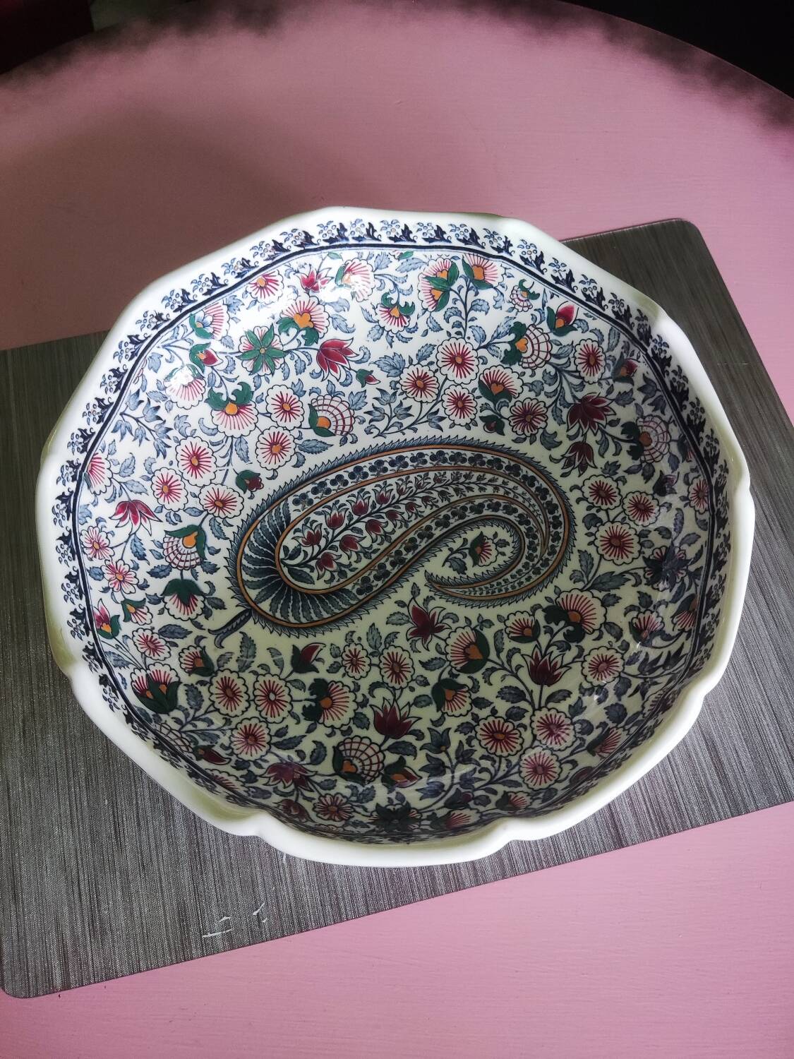 Plat Gien modèle cachemire