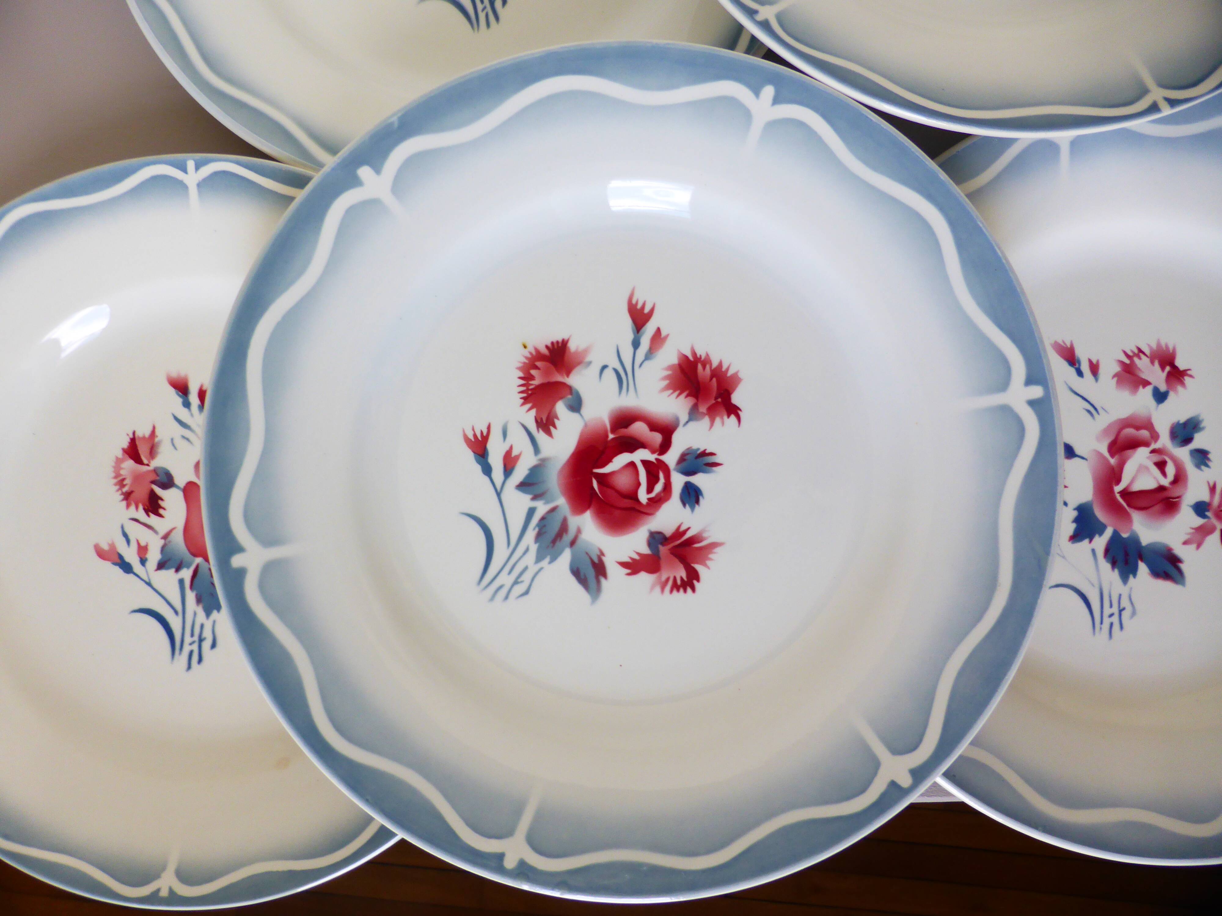 6 flat plates of Digoin Sarreguemines model Nina Rosa 210404
