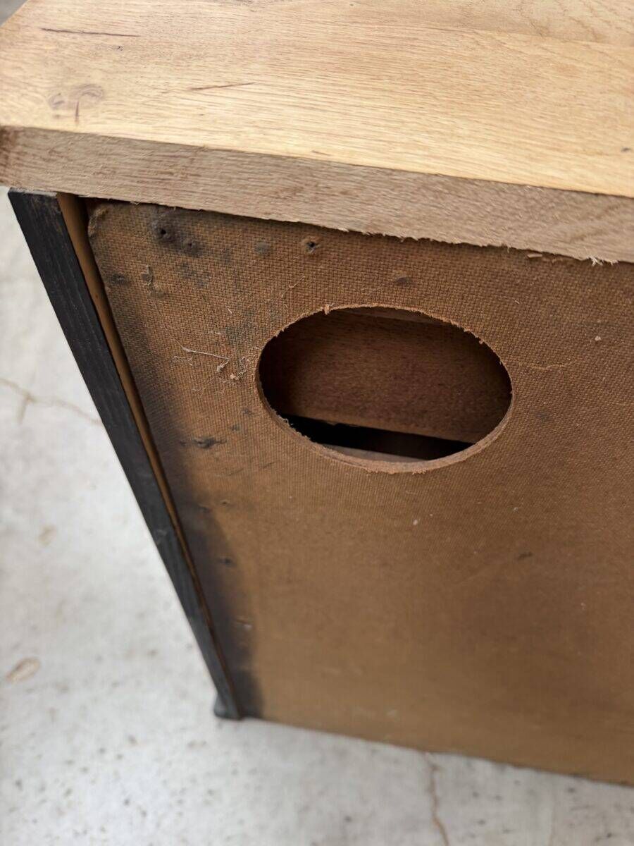 Workshop furniture with 20 drawers