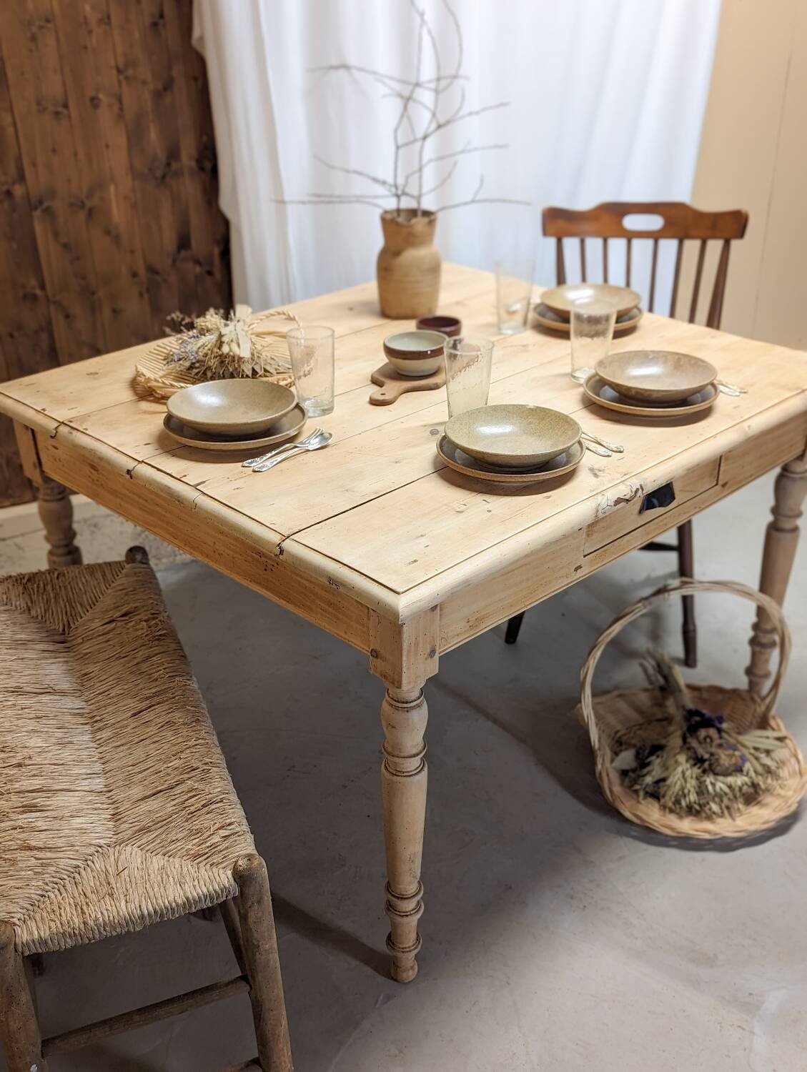Table à manger 4/6 personnes