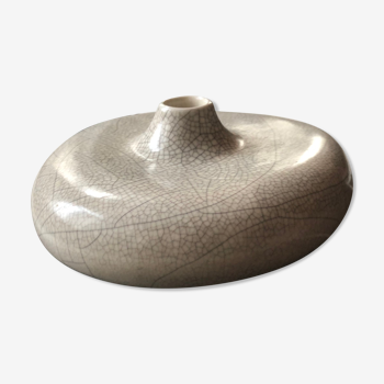 Off-white Asia sandstone vase