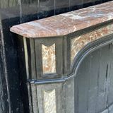 Cheminée en marbre noir de Belgique et gris des Ardennes, XVIIIème siècle