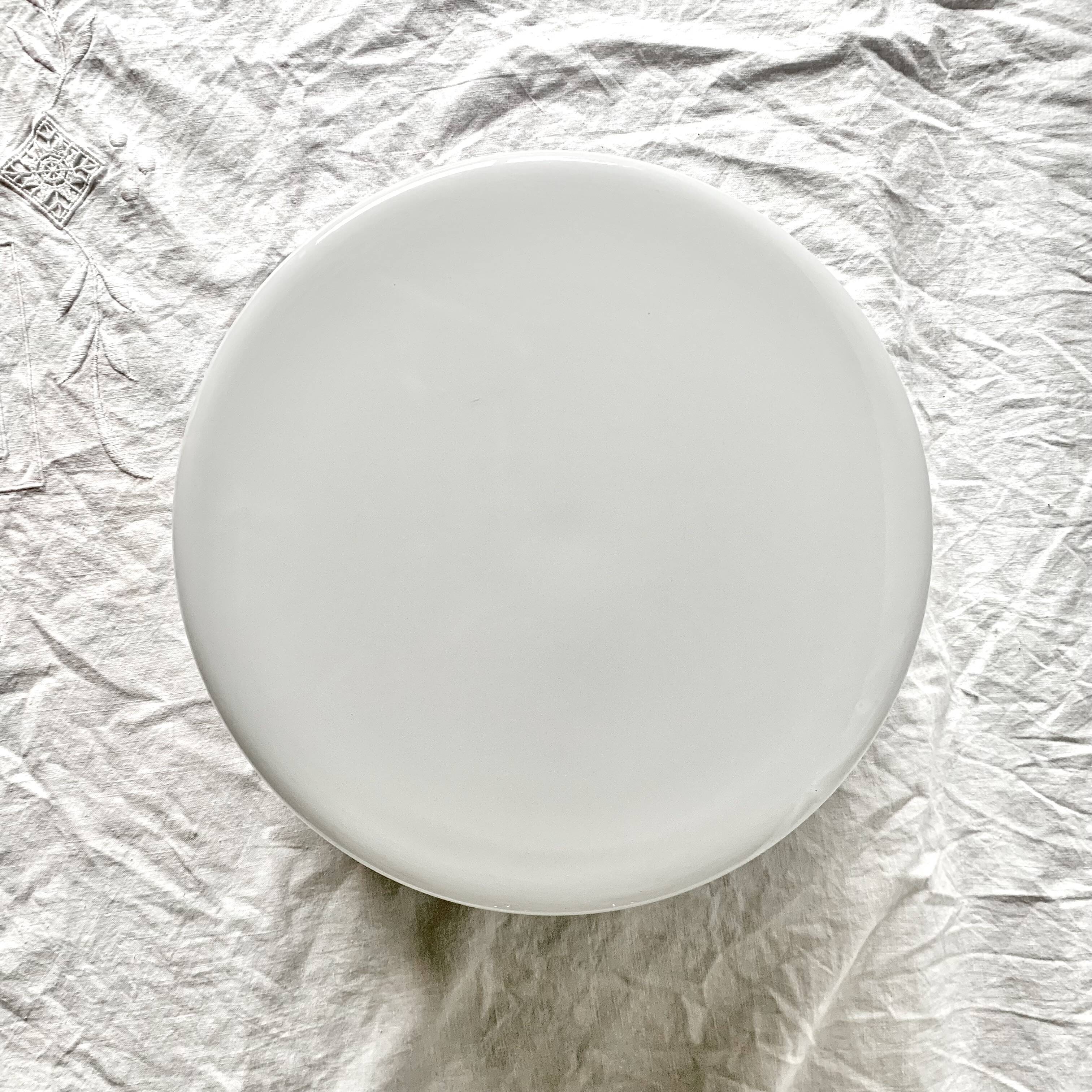 Vintage round ceiling light in white opaline and Bakelite