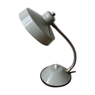 Desk lamp
