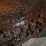 Anglo-Indian Pedestal Table in Exotic Wood – Late 19th Century