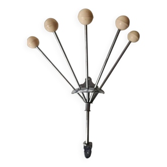 SERJAC retractable wall-mounted coat rack