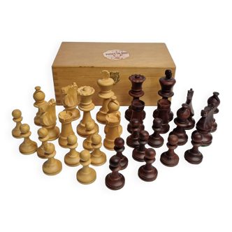 Jeu d'échecs en buis tourné "Lardy International" vintage dans sa boîte d'origine