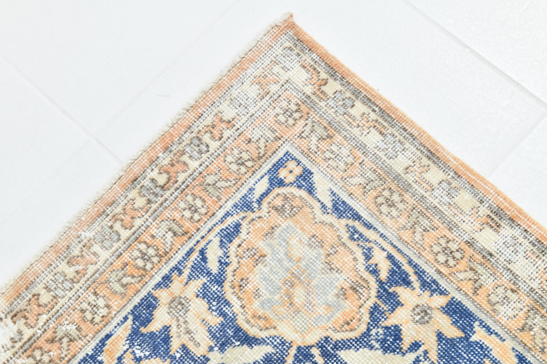 Oriental madallion persian rug 258x356cm