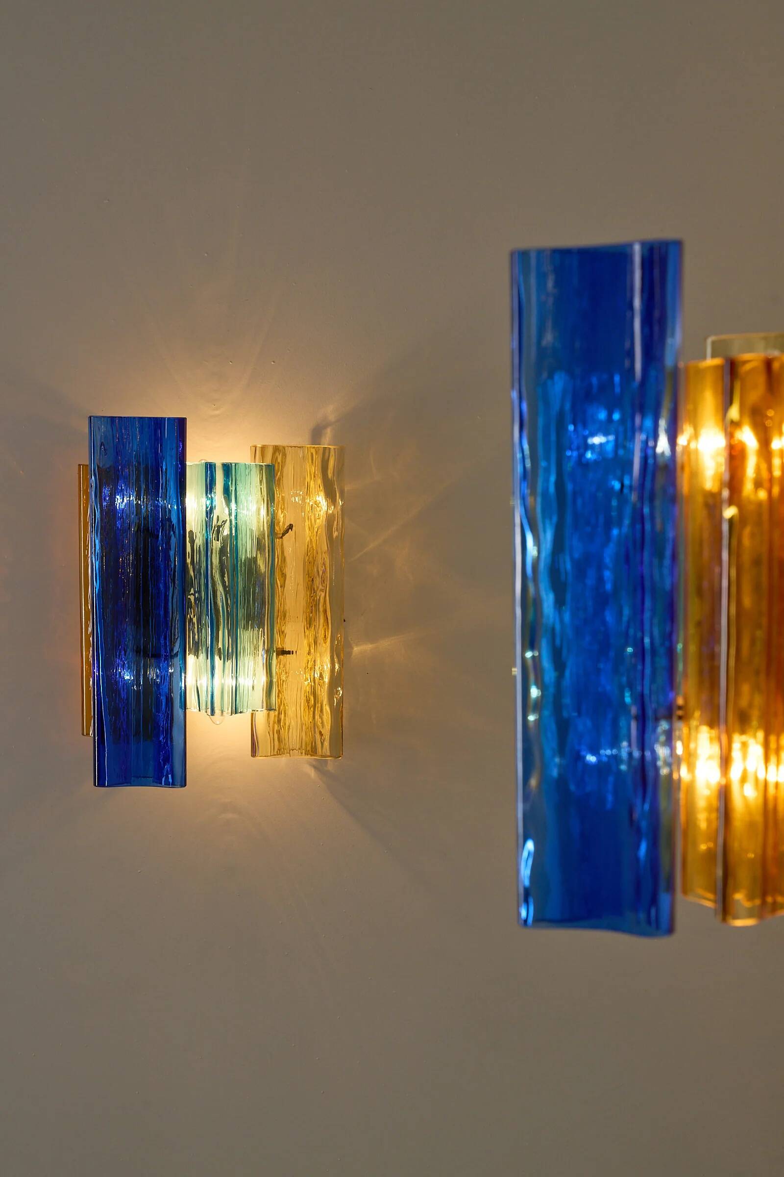 Paire d'appliques en verre de Murano multicolores par Salviati & Co., Italie, vers 1940