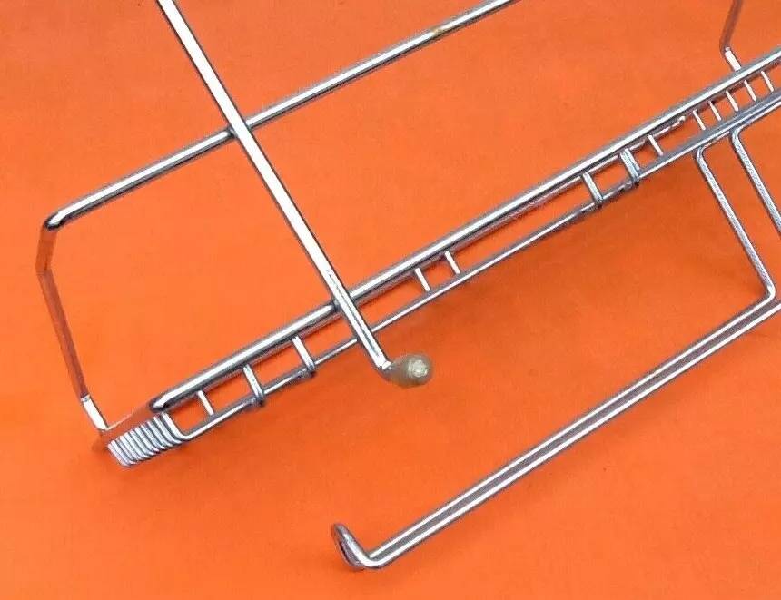 Etagère de cuisine avec porte-rouleau essuie-tout