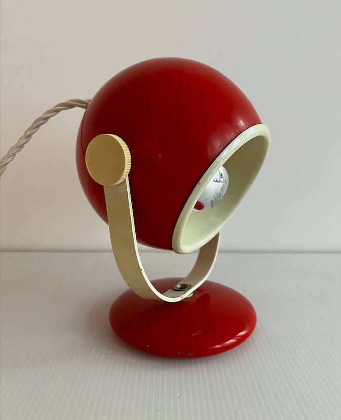 Red 70s eyeball table lamp