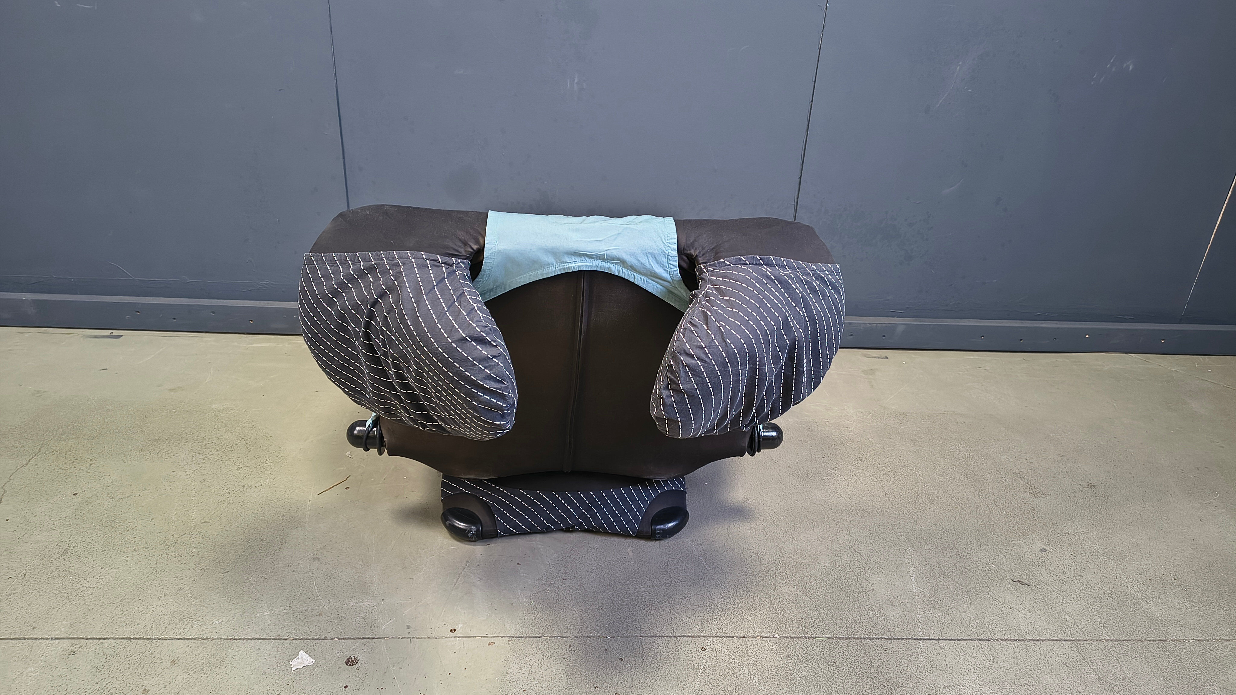 Wink easy chair designed by Toshiyuki Kita for Cassina, 1980s