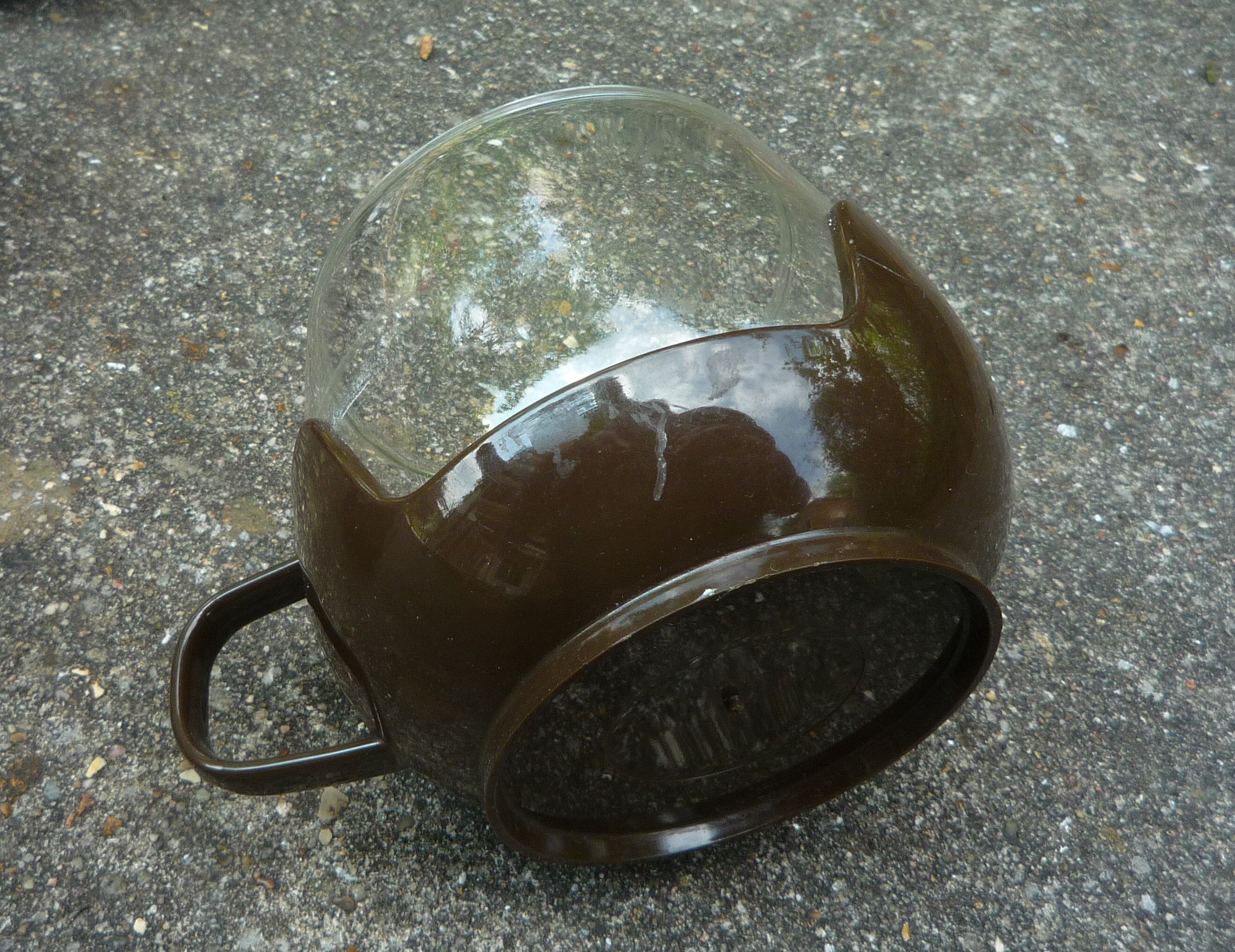 6 Melika coffee cups, brown glass and plastic, vintage 1970s