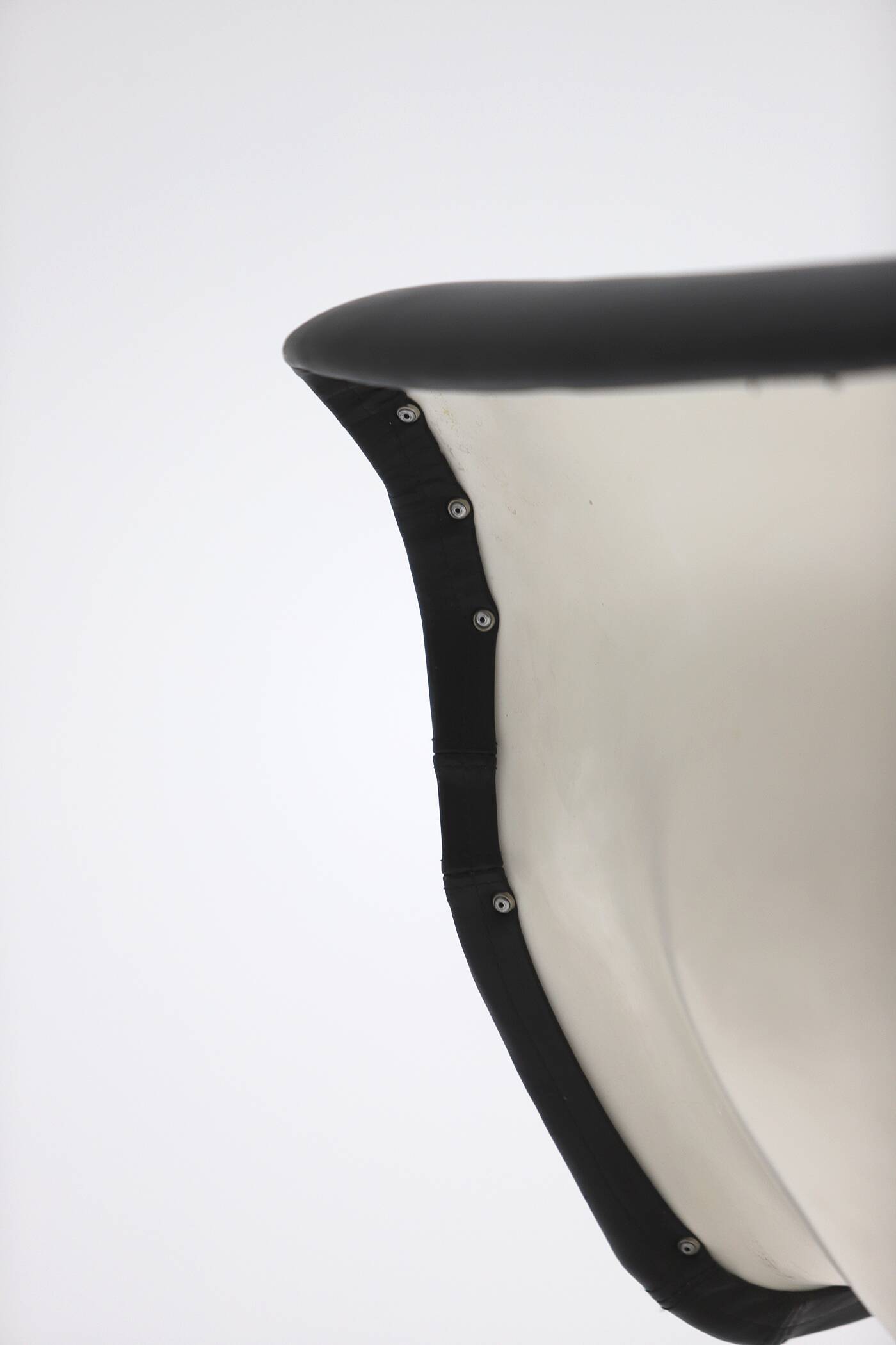 Yrjö Kukkapuro 'Karuselli' Lounge Chair By Avarte Finland, 1960S