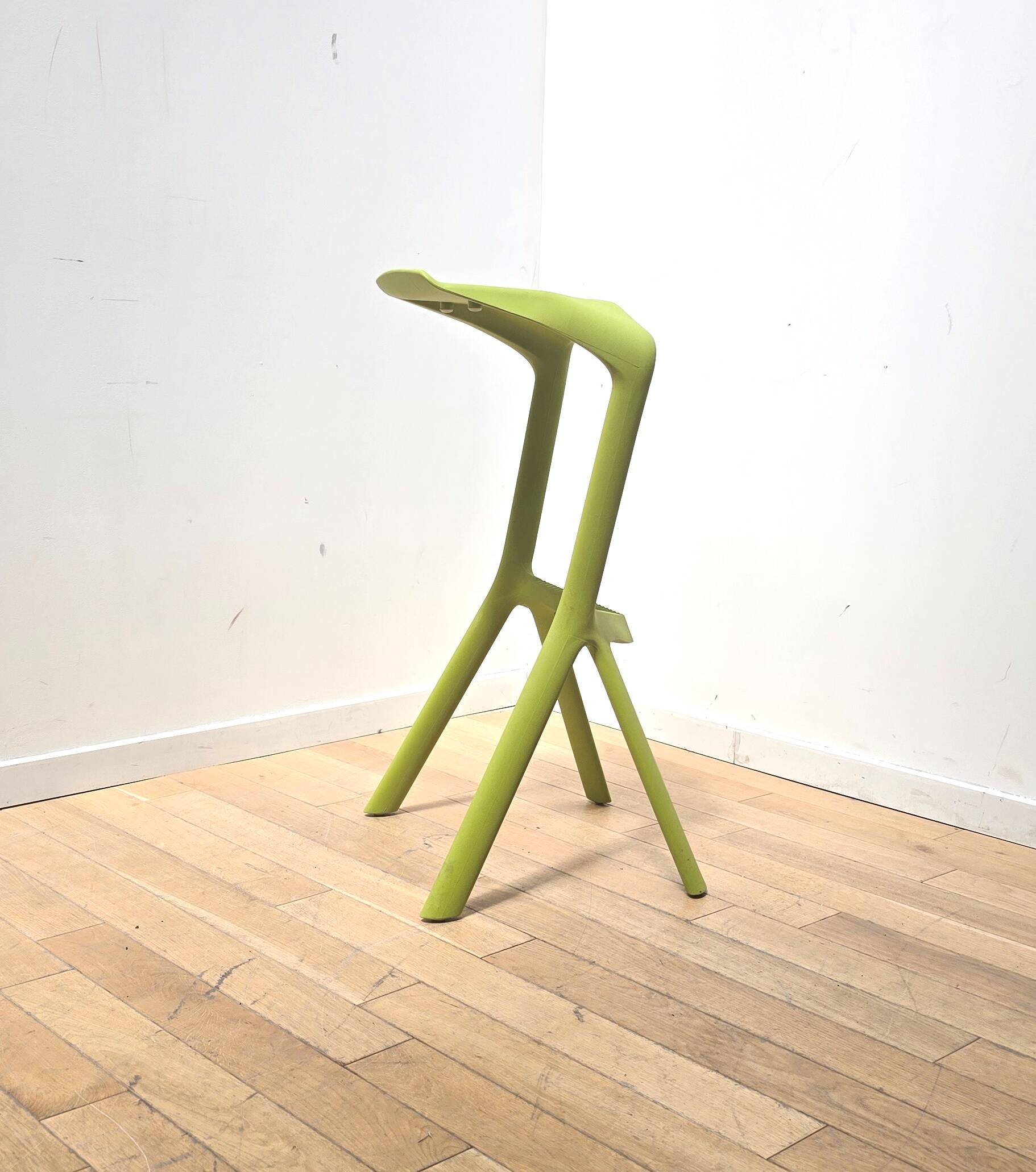 Prank Bar Stool, Miura