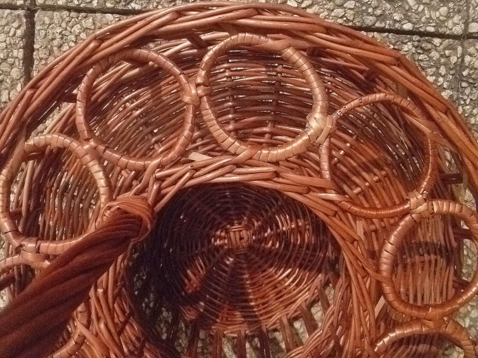 Rattan bar basket , portable , vintage