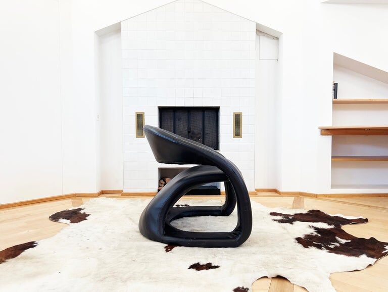 Sculptural chaise longue 80s