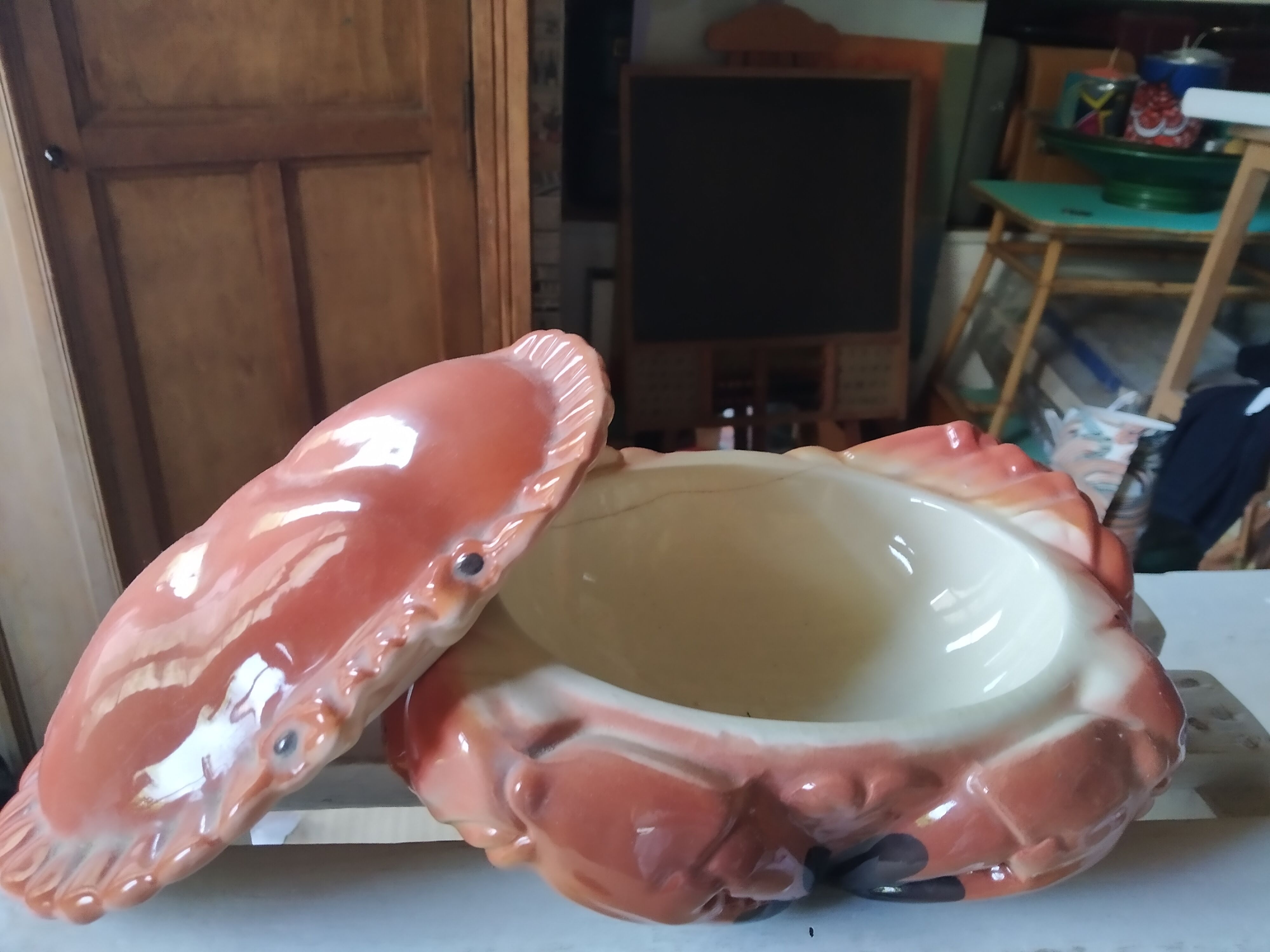 Ceramic crab