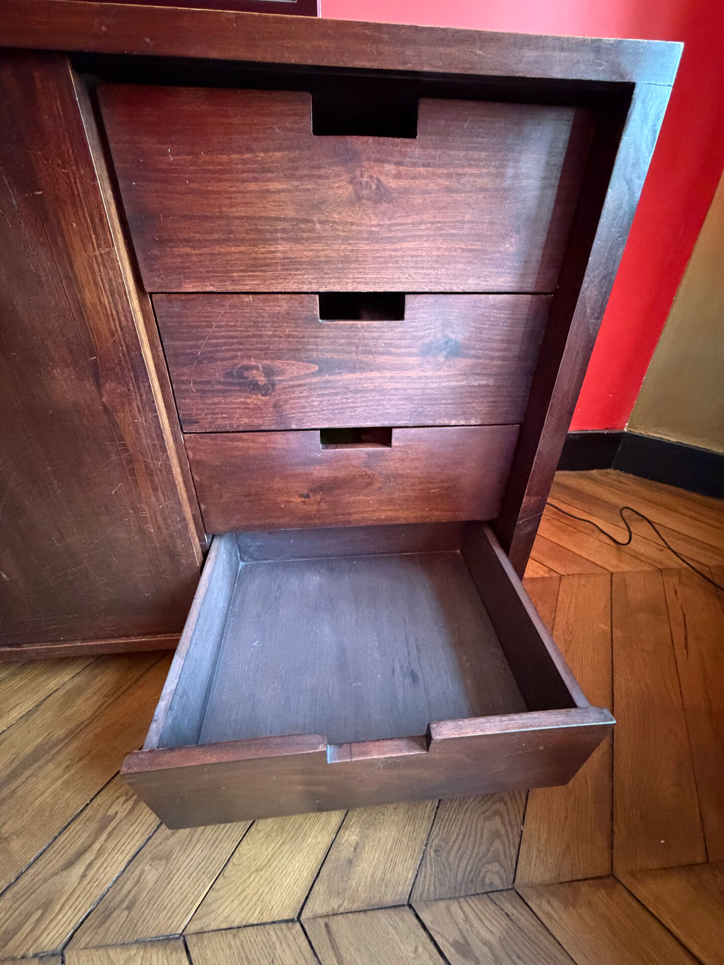Buffet / TV unit in solid wood – Numerous storage options