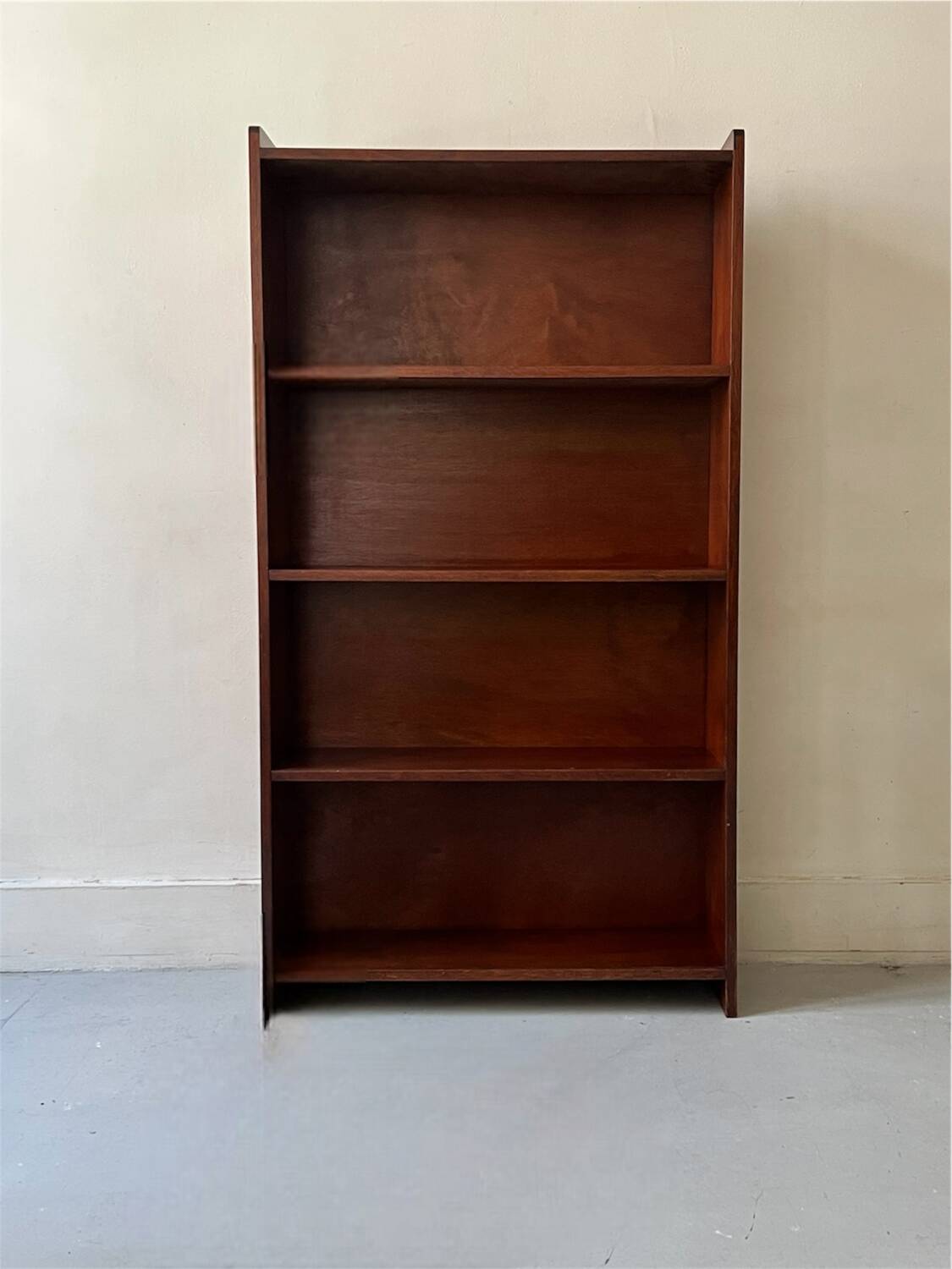 Glass-fronted bookcase by D.Rozaffy, Meuble Oscar edition, 1960s