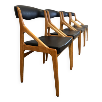 Set of 4 Scandinavian chairs