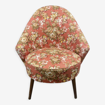 Vintage toad armchair with flowers