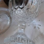 Crystal pot