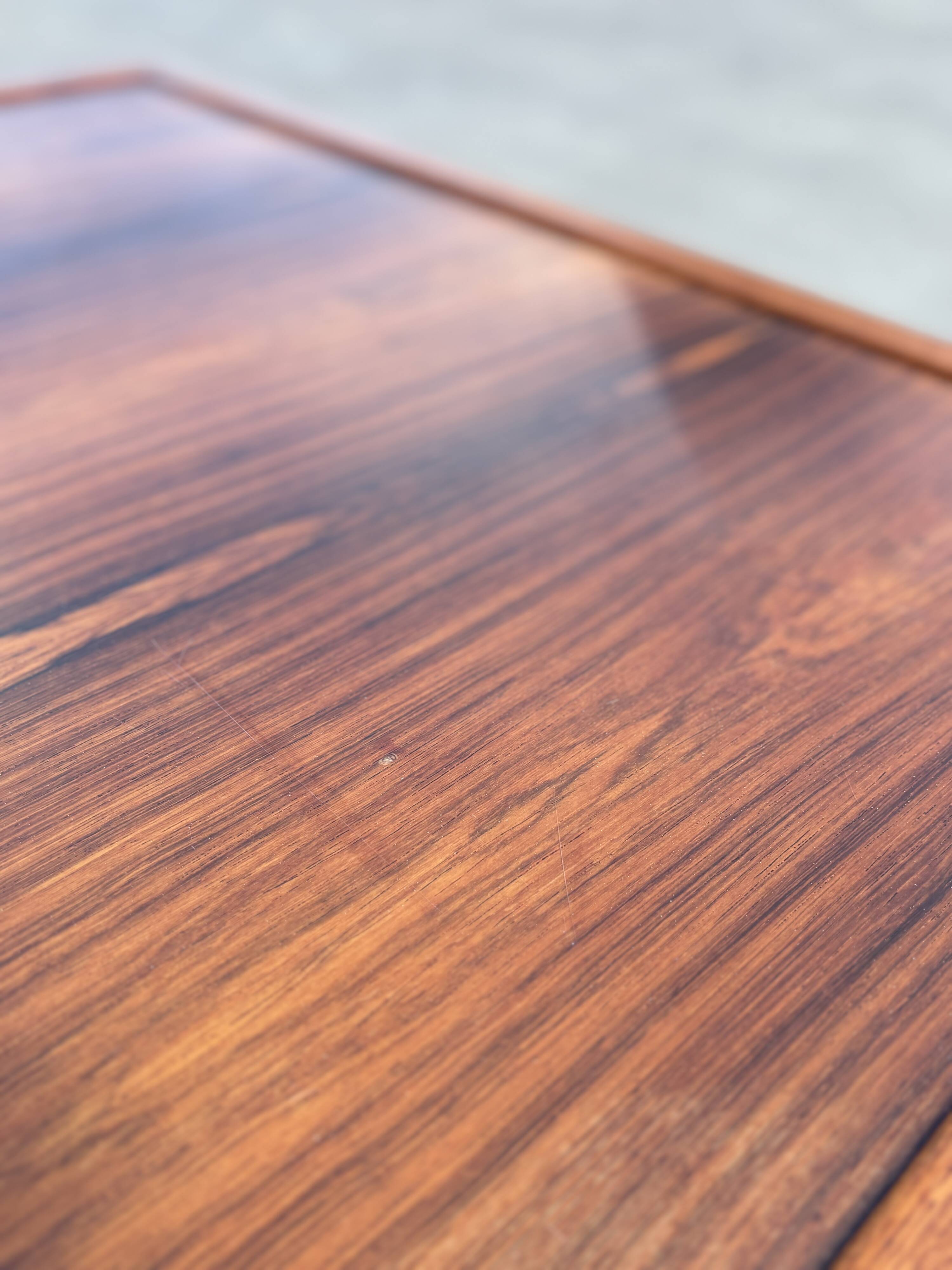 Vintage coffee table rosewood 70's design minimalist