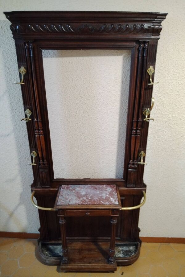 Vestiaire porte-manteau d’époque Napoléon III en noyer et patères en laiton