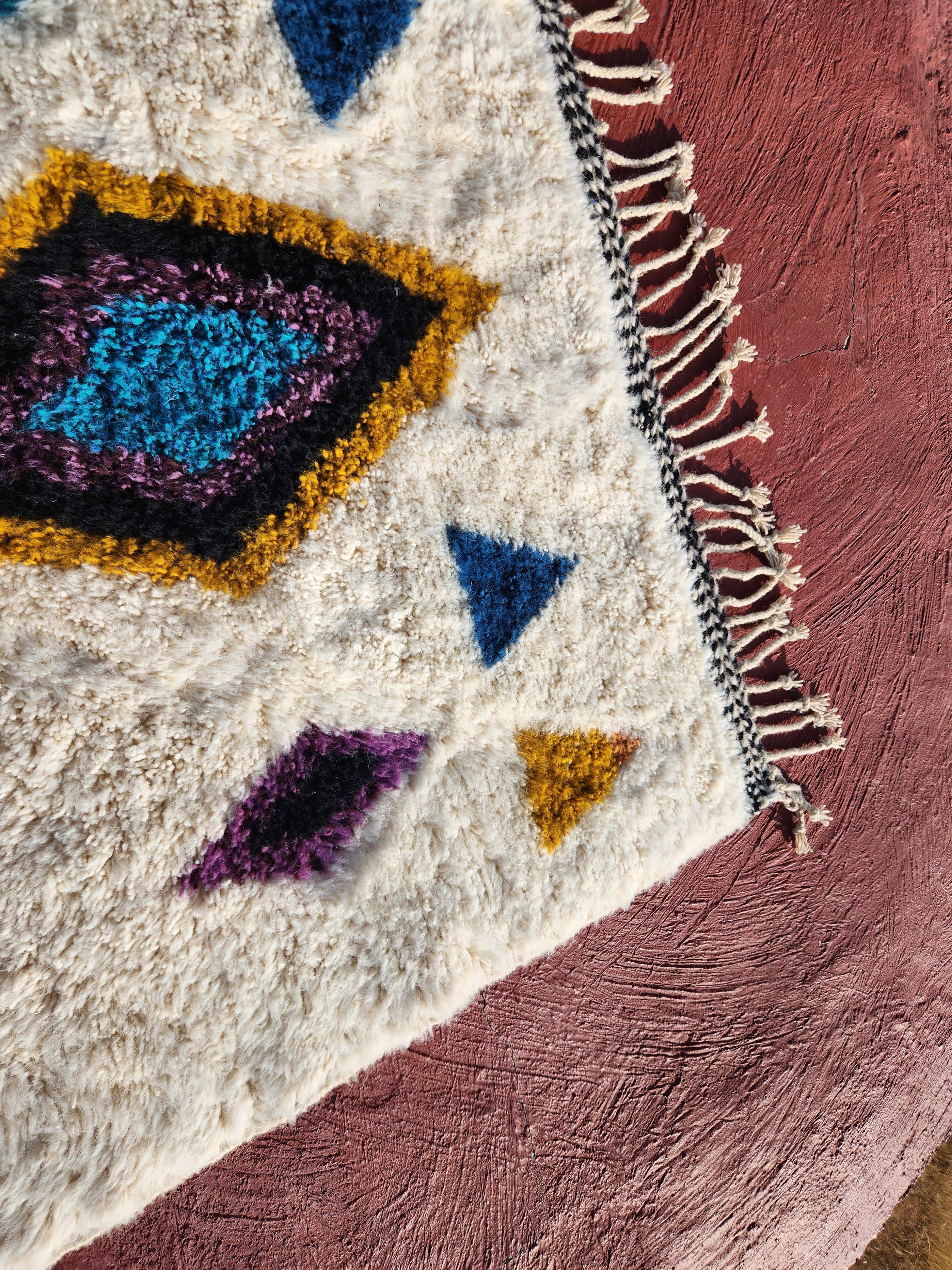 Beni Ouarain rug 250x150 cm in natural wool – Moroccan Berber rug