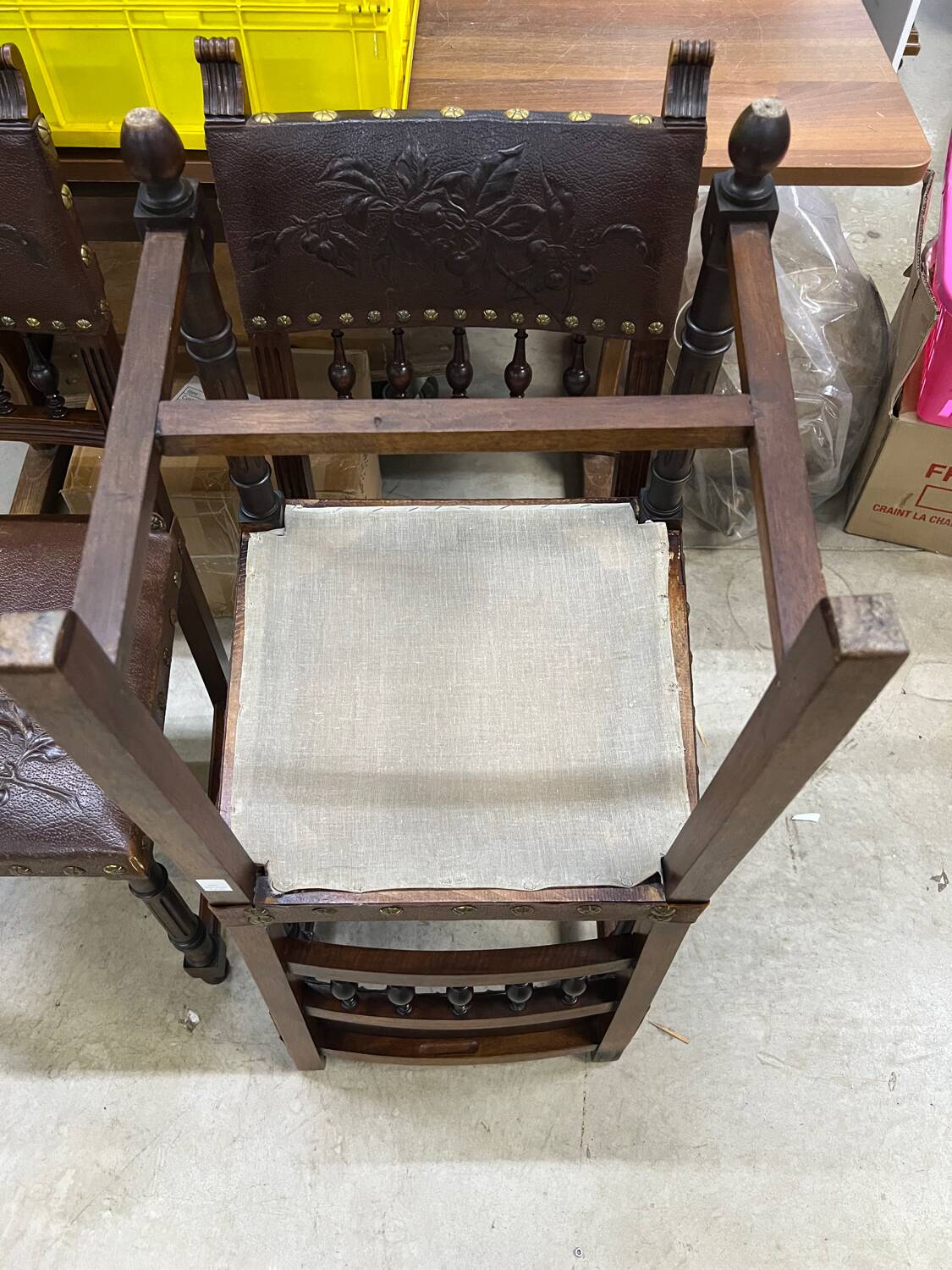 Word of 6 chairs Henri II