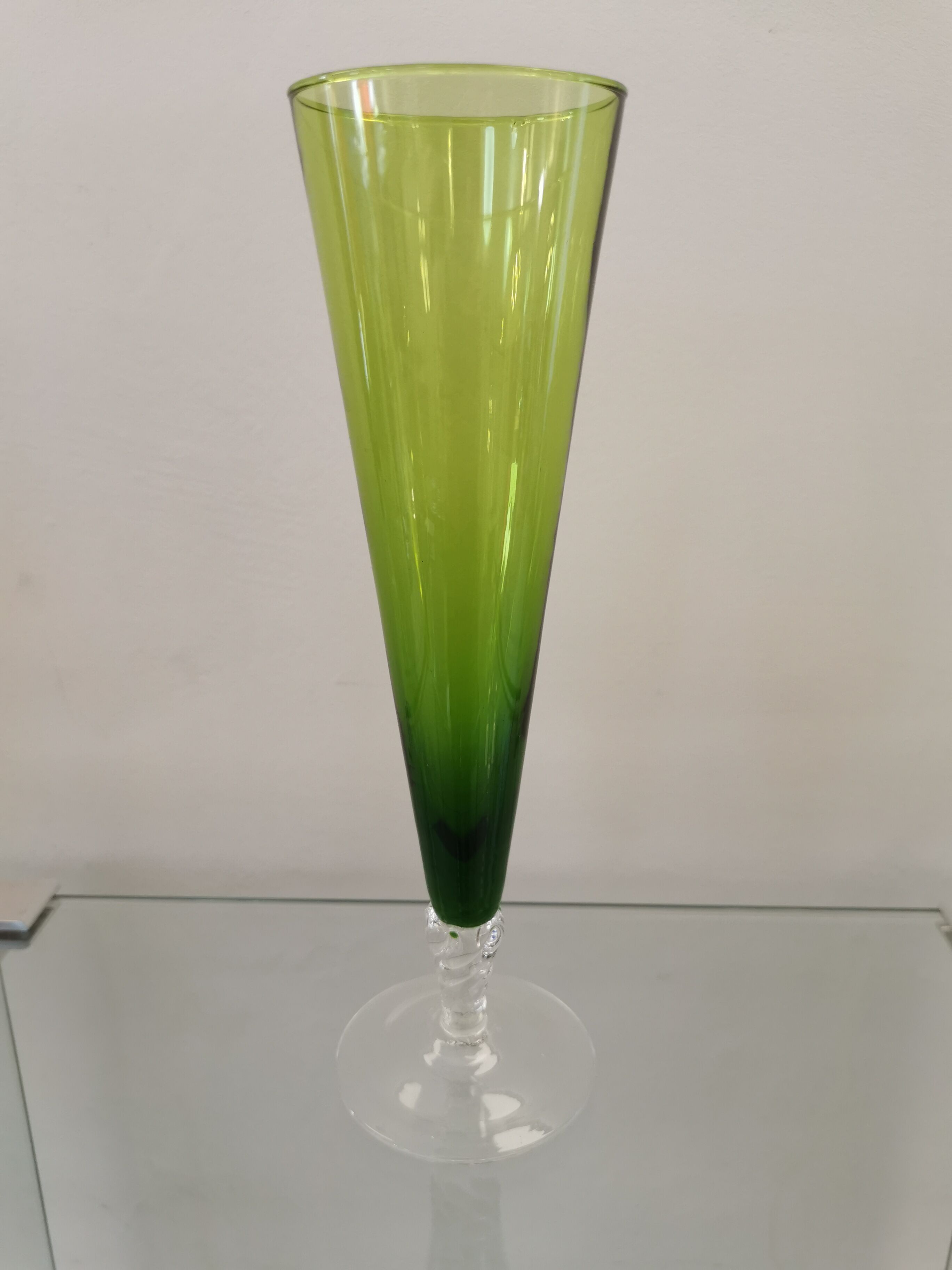 6 vintage Murano glass champagne flutes from the 60s