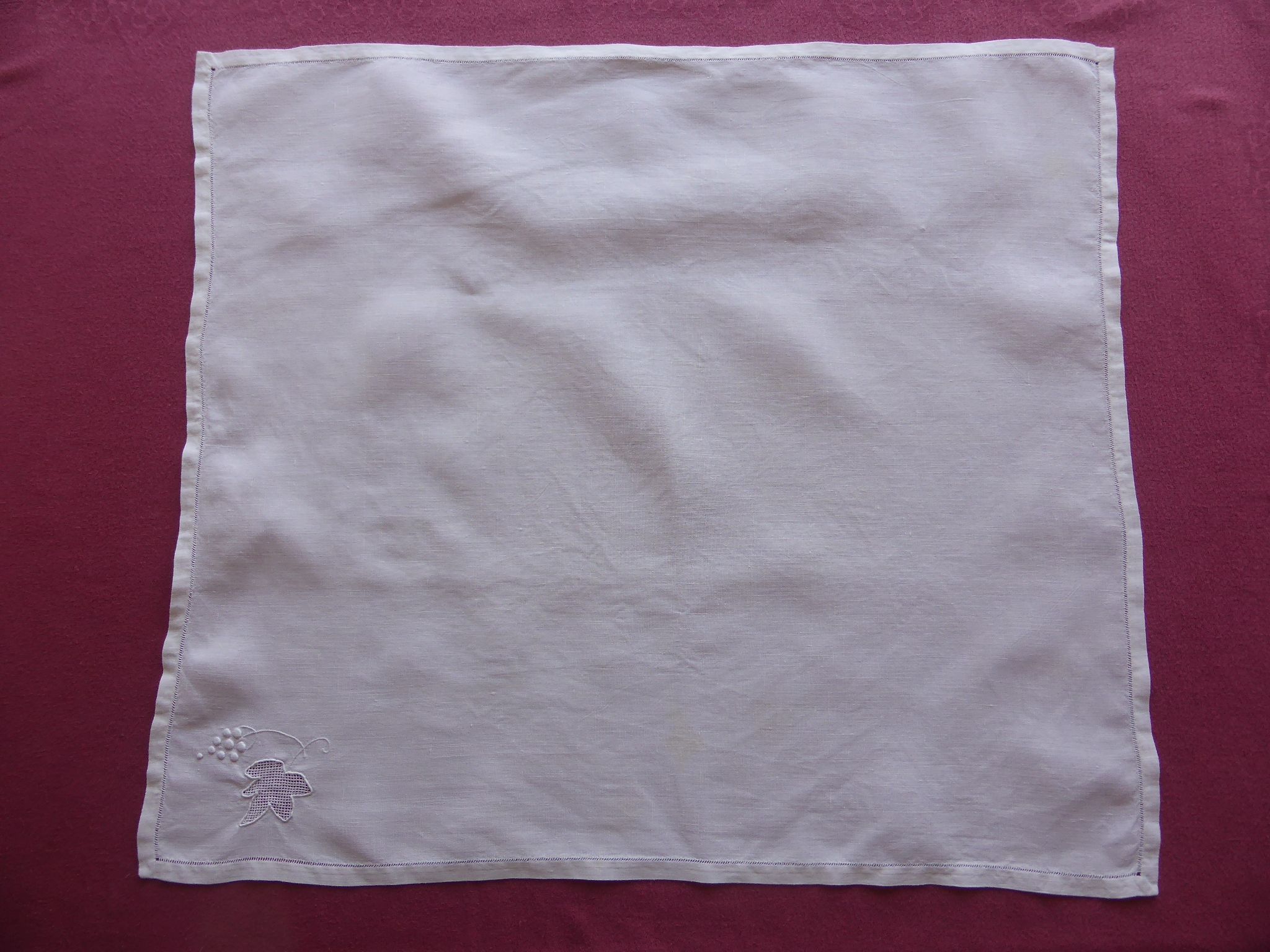 8 old white linen towels embroidered with vine leaves and grape clusters