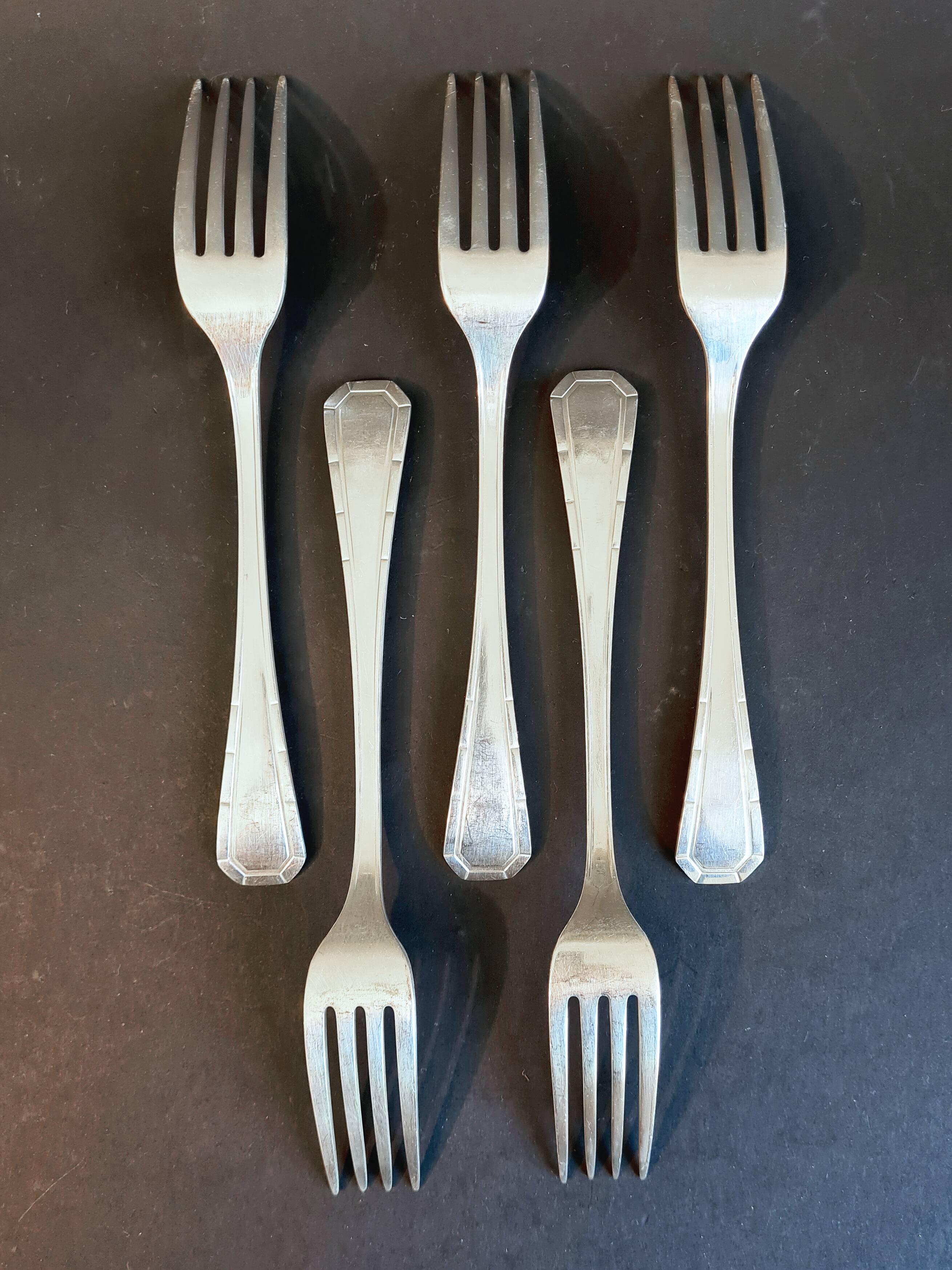 Lot de 5 fourchettes Christofle modèle "Tosca" - Art Déco