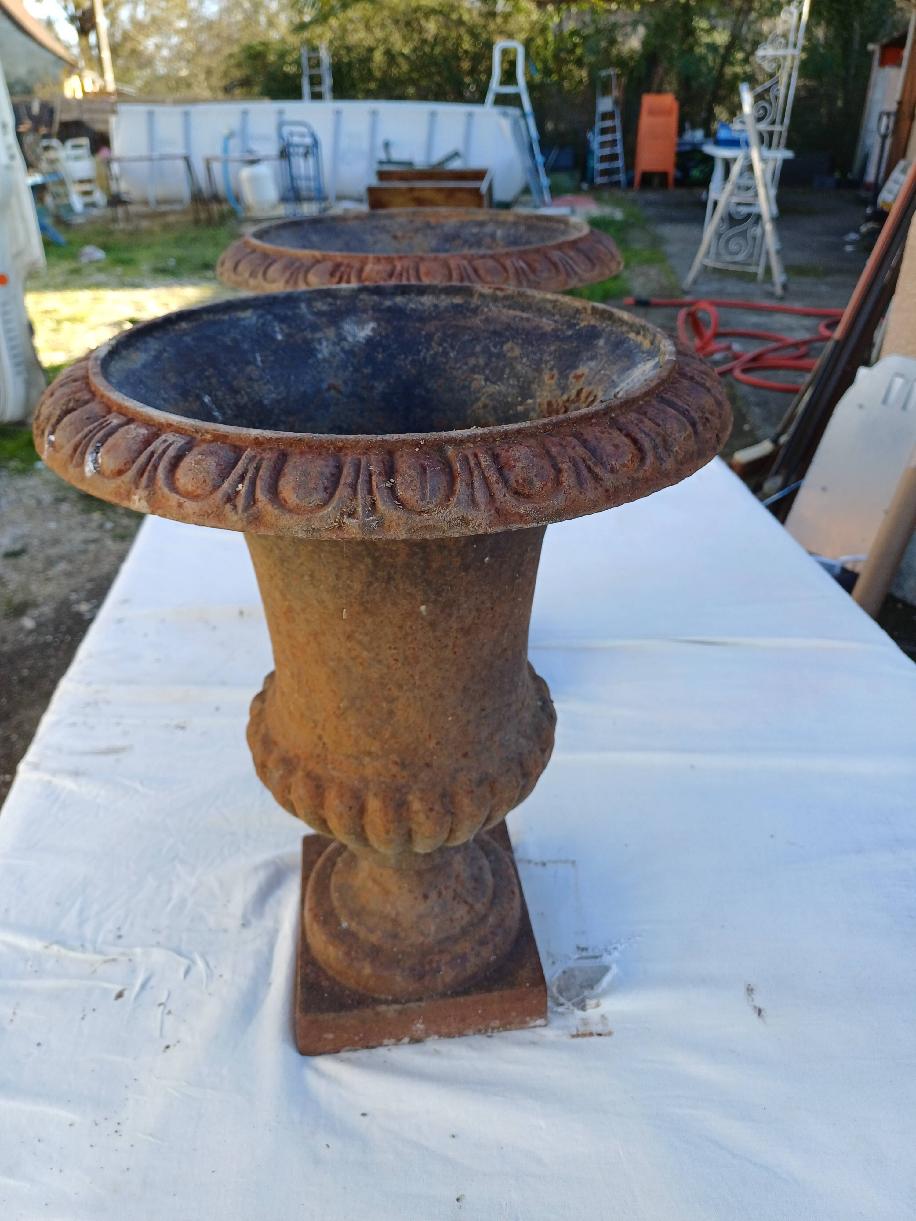 Paire de Vases Médicis Fonte 19 ème