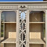 Vitrine Laquée Sculptée