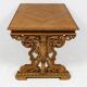 Table de bureau Néorenaissance en chêne 1880-1900