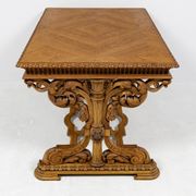 Table de bureau Néorenaissance en chêne 1880-1900