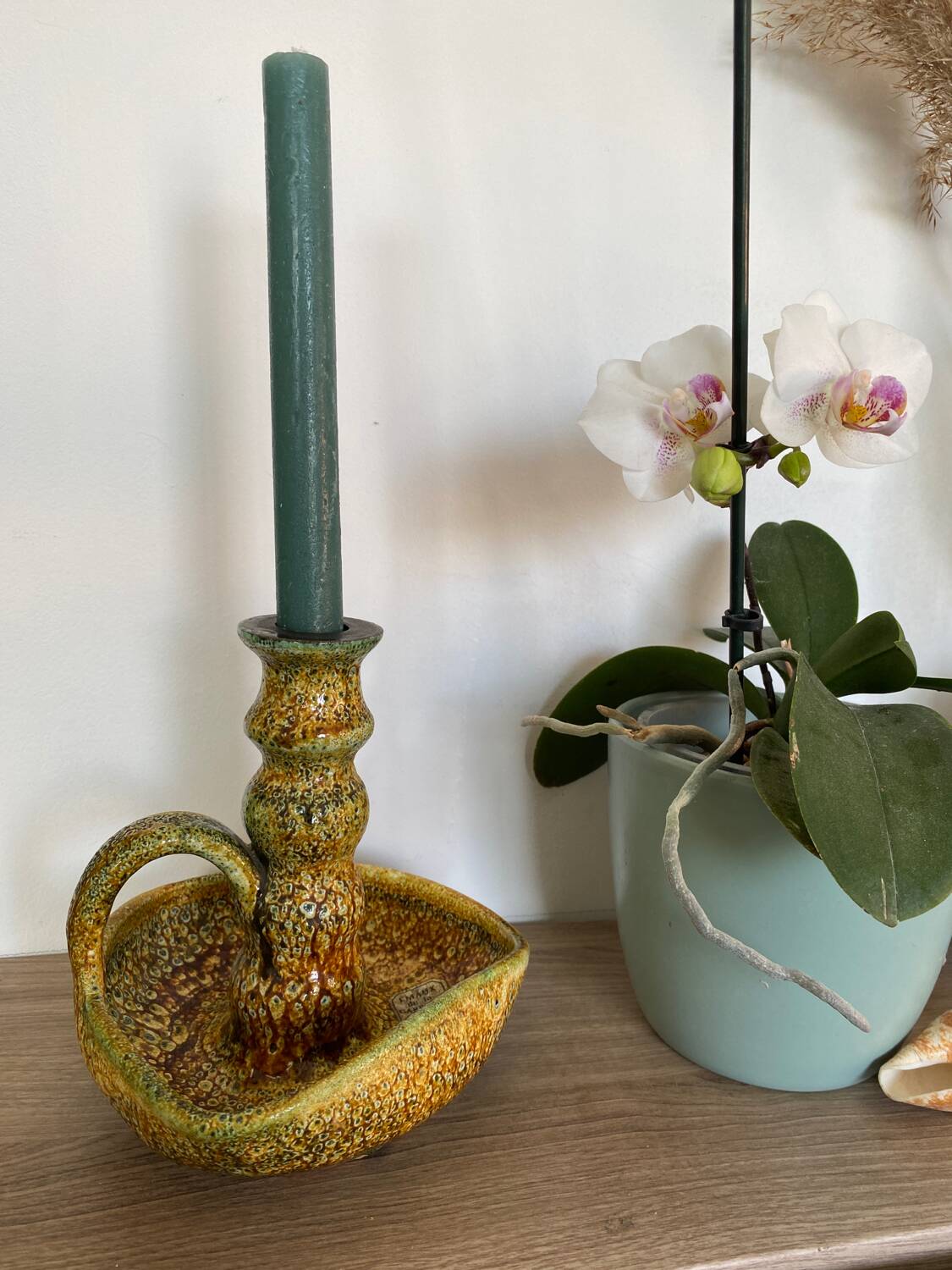 Enamel hand candle holder