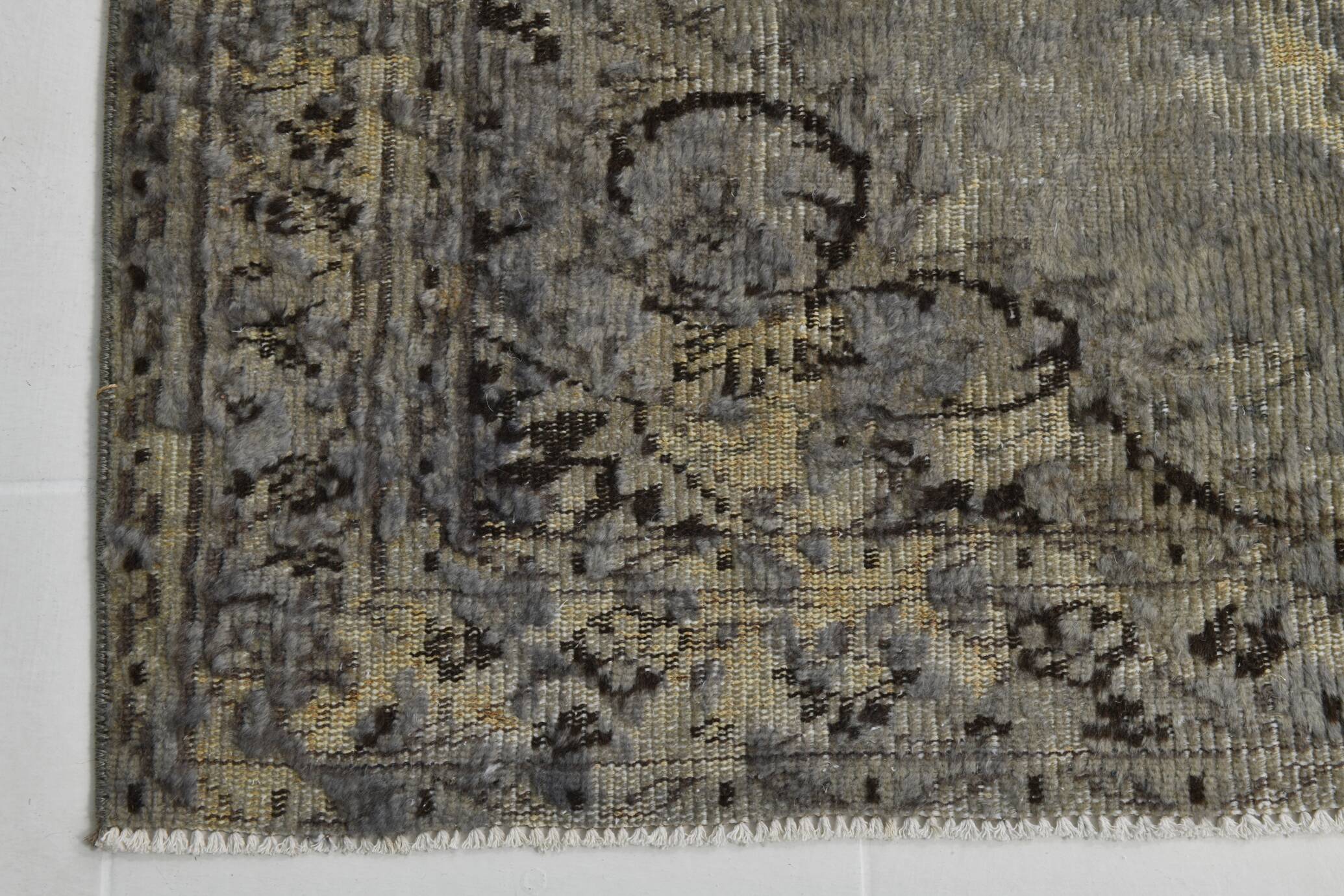 5x7 Persian Gray & Copper Oriental Style Persian Rug, 148x229Cm