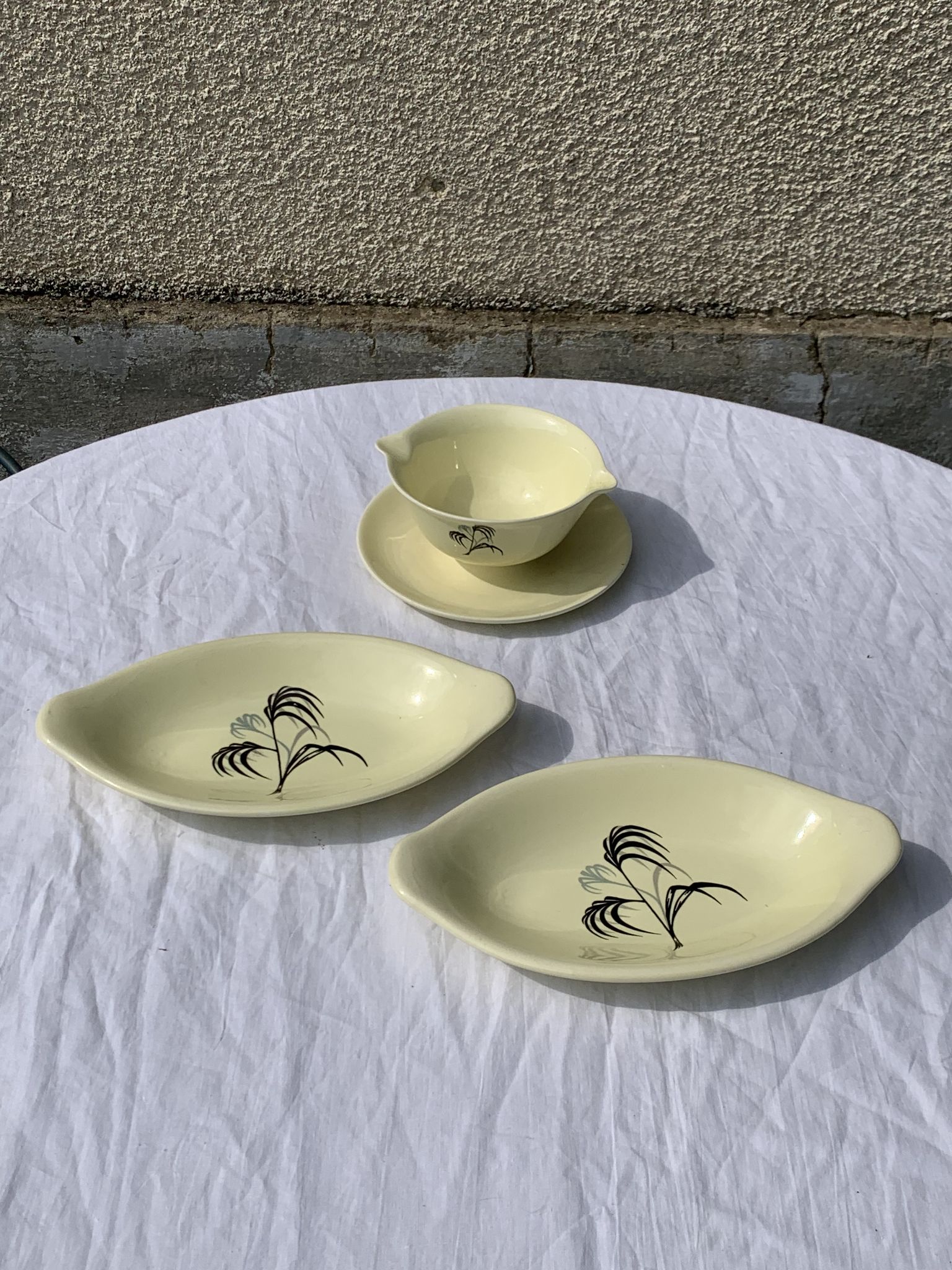 Two serving dishes and a gravy boat model las palmas in fine earthenware salins france vintage