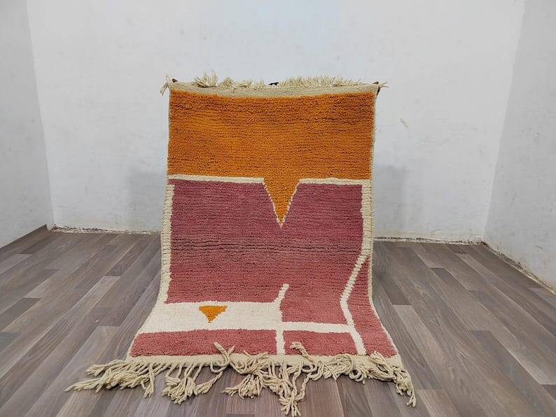 Pure natural wool rug, size 160 x 240 cm