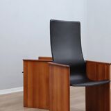Set of 4 Segesta walnut and black letaher chairs Stildomus 1970s