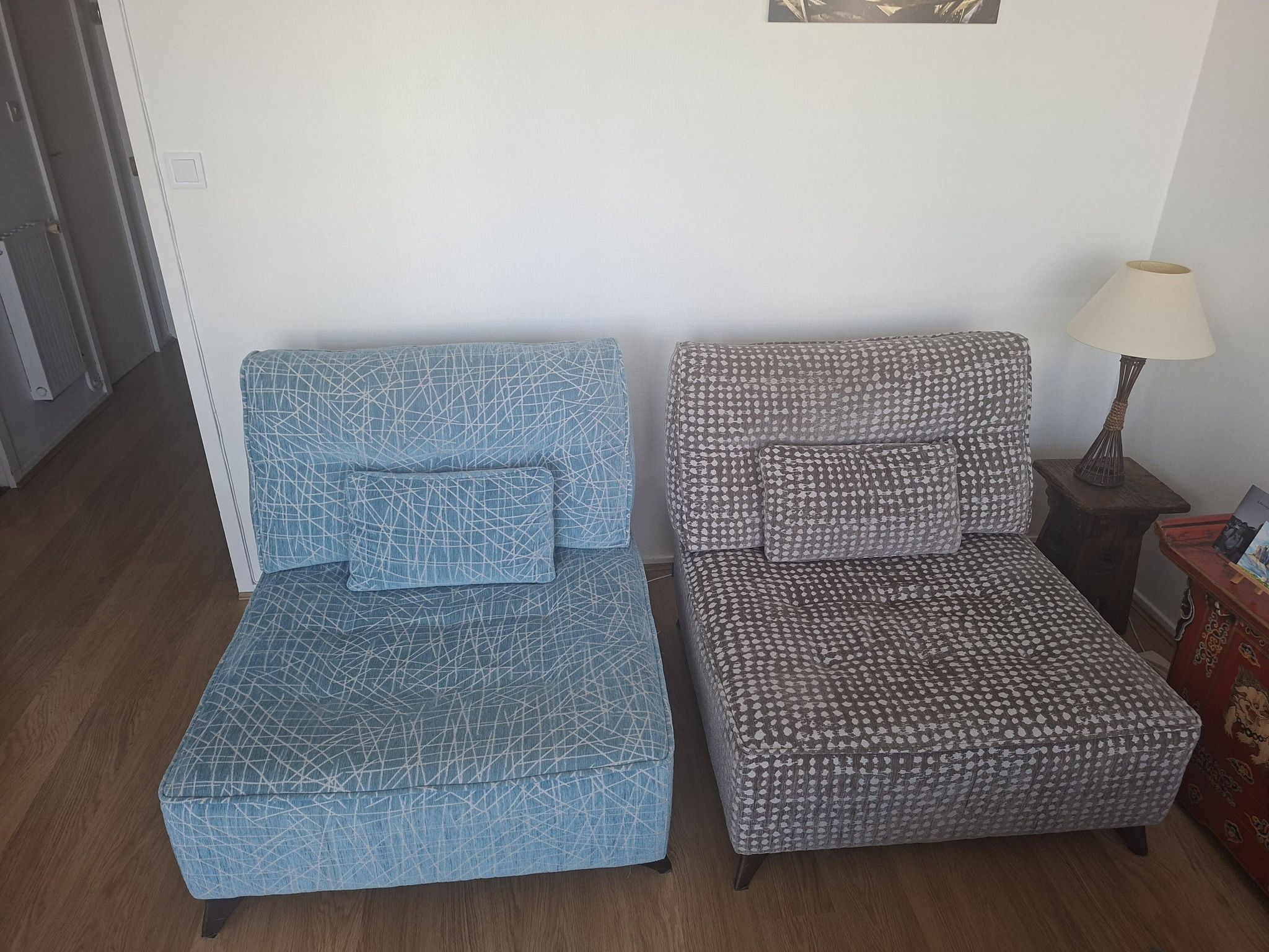 Fama armchair