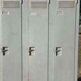 Metal locker