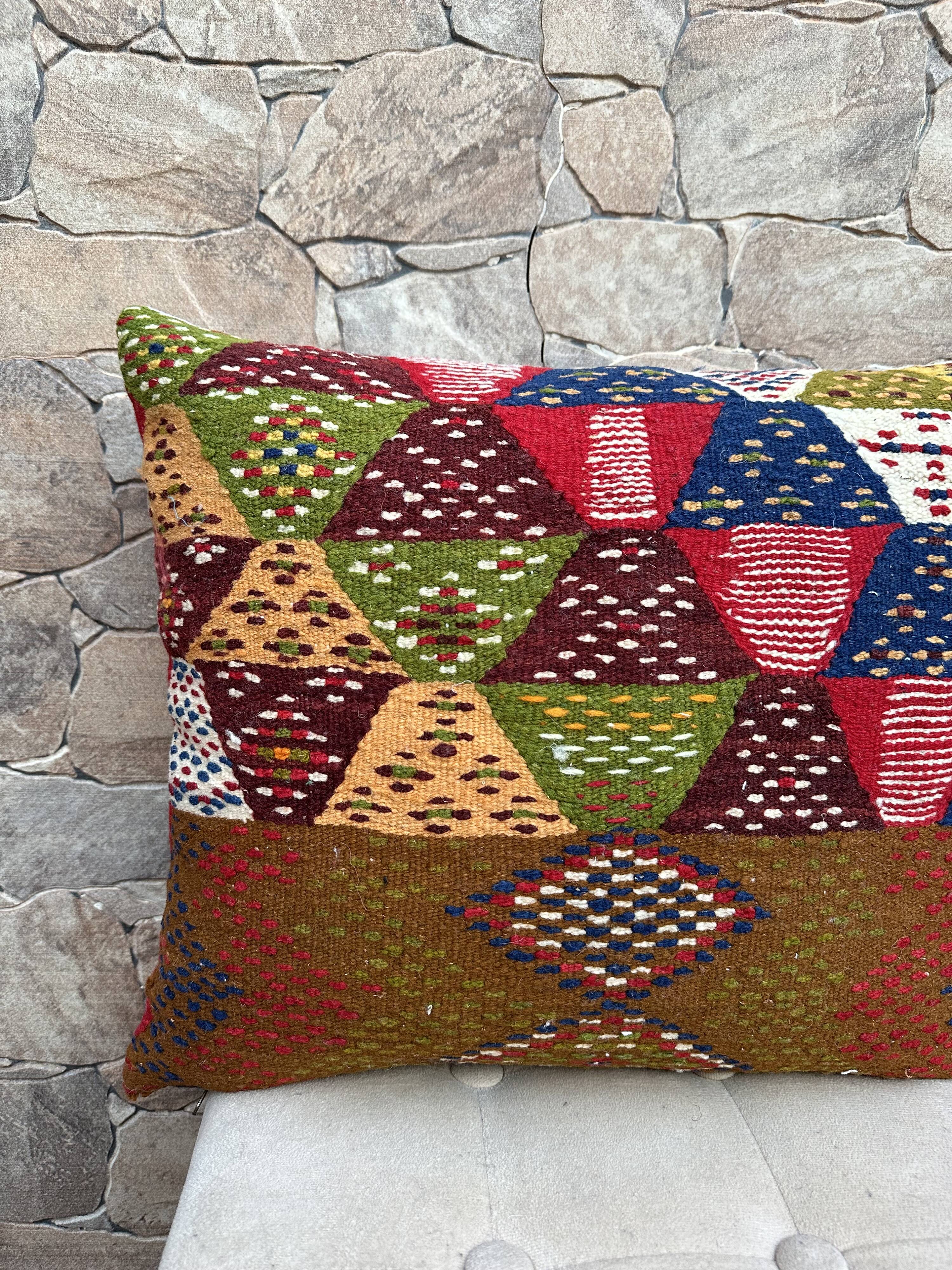 Housse de coussin kilim berbère vintage, coussin en laine marocaine