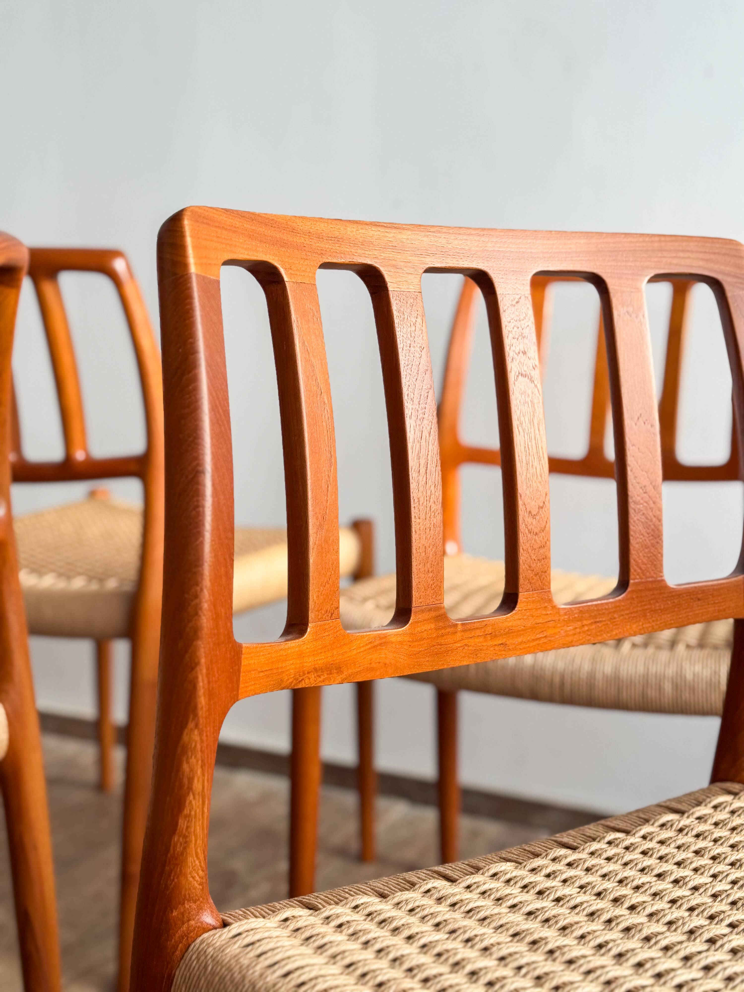 4 chaises danoises par Niels O. Møller, JL. Moller # 83, années 1960